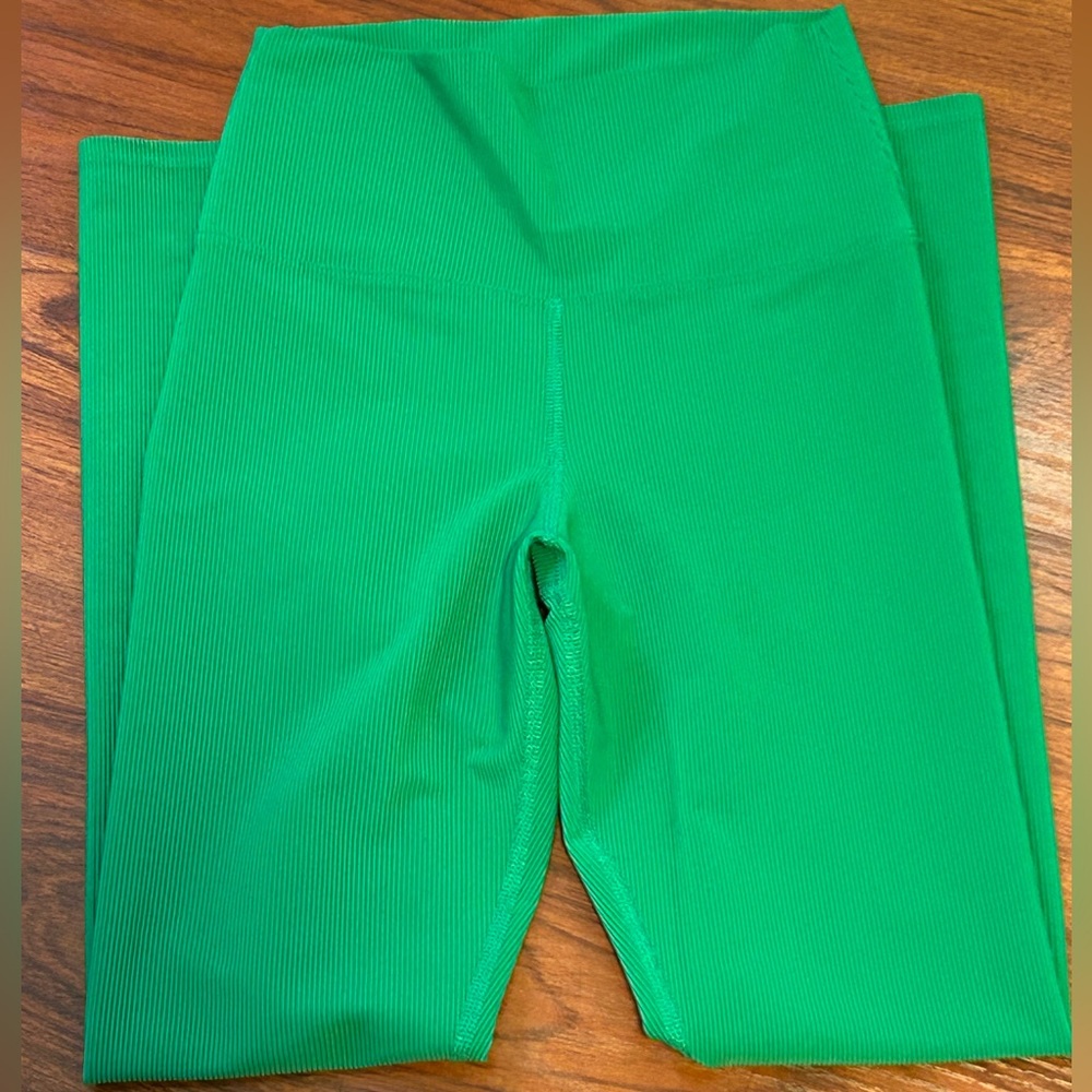 Beach Riot Green Ribbed Leggings - Picture 3 of 4